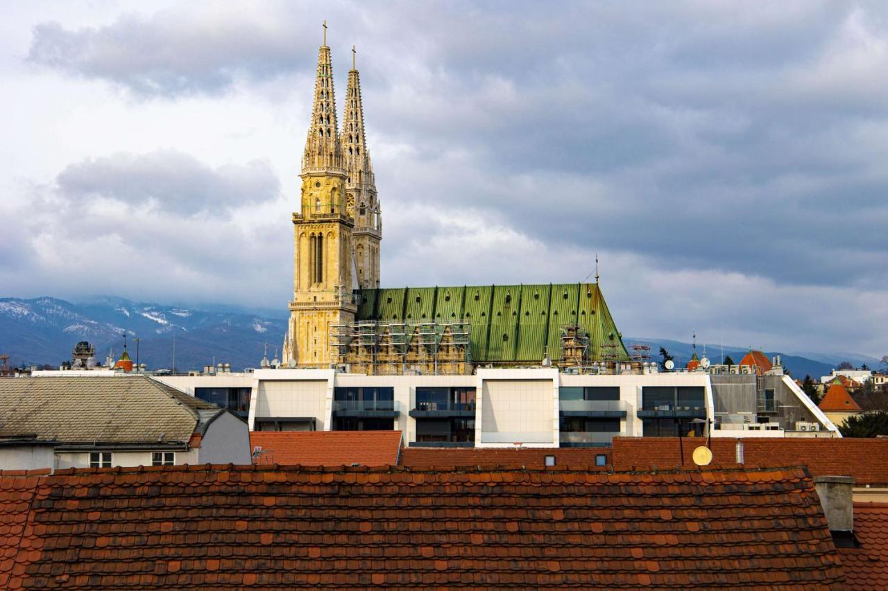 Art'Otel Zagreb, Powered By Radisson Hotels Kültér fotó The church of Saint-Jacques-le-Majeur